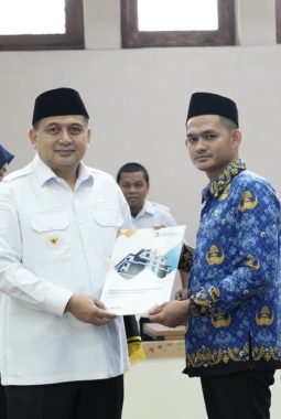Appi Ambil Sumpah 167 PNS, Dorong ASN Makassar Adaptif, Inovatif, dan Melek Teknologi