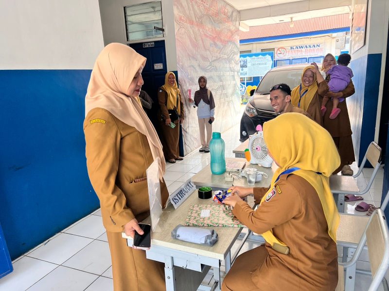 Hari pertama pelaksanaan Sistem Penerimaan Murid Baru (SPMB) 2026, Jalur Domisili di Kota Makassar, mendapat perhatian langsung dari Pemerintah Kota Makassar. 