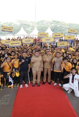 Lepas Kontingen ke Porprov XVIII, Appi Siapkan Bonus Bagi Atlet Berprestasi